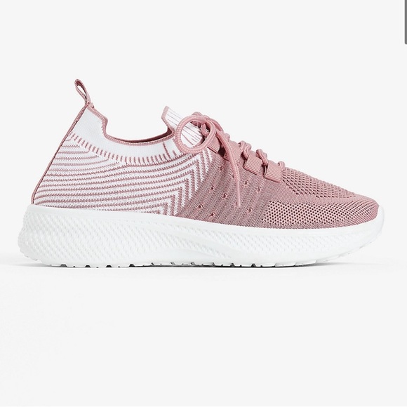 Maurice’s sneakers - Picture 2 of 4